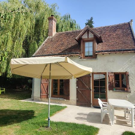 Gy-en-Sologne La Petite Maison Dans La Foret מראה חיצוני תמונה